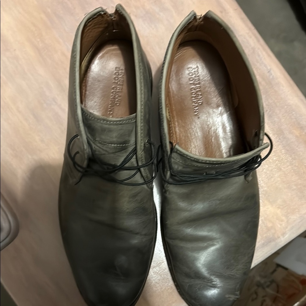 Timberland Gray Leather Oxfords Classic Lace-Up Design